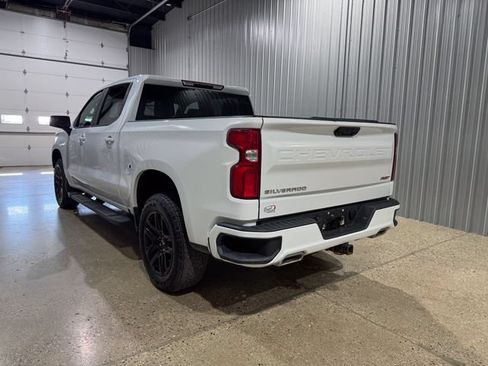 Used 2023 Chevrolet Silverado 1500 RST w/ Z71 Off-Road Package AWD/4WD image 3