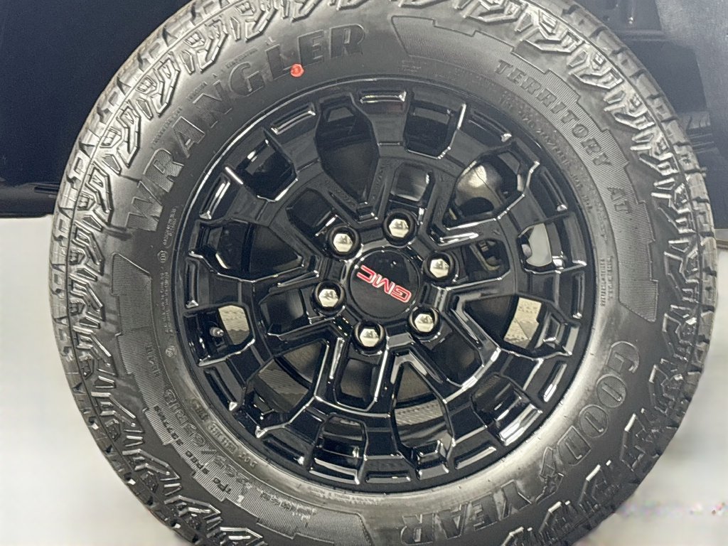 New 2026 GMC Canyon Elevation w/ Convenience Package AWD/4WD image 31