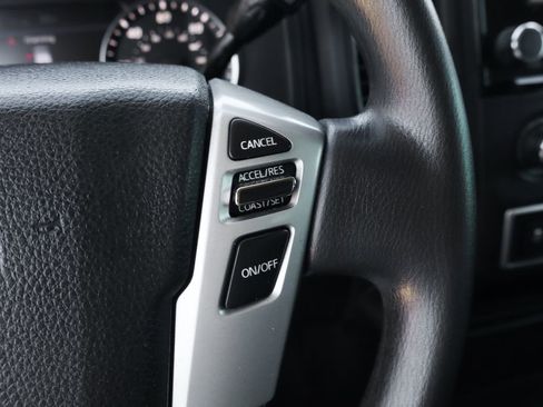 Used 2021 Nissan Titan S w/ HD Front GAWR Package AWD/4WD image 25