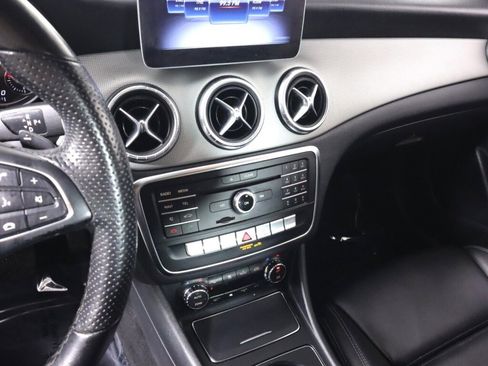 Used 2019 Mercedes-Benz CLA 250 image 15