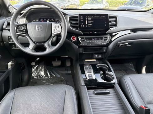 Used 2022 Honda Passport Elite image 17