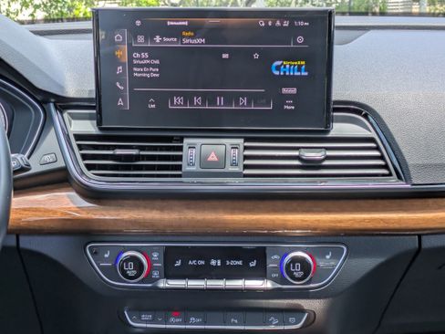 Used 2022 Audi Q5 2.0T Premium Plus AWD/4WD image 17