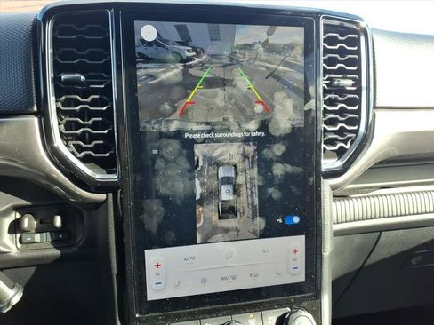 Used 2024 Ford Ranger XLT image 19