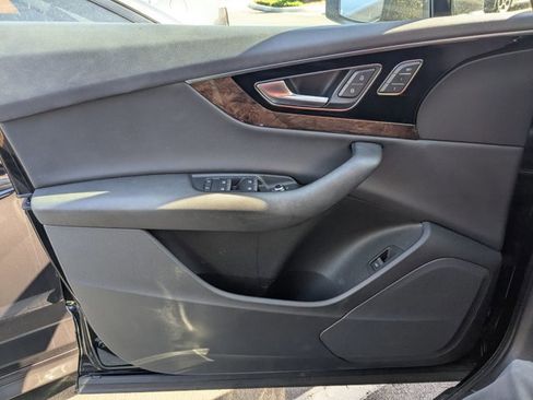 Used 2017 Audi Q7 3.0T Premium Plus image 13