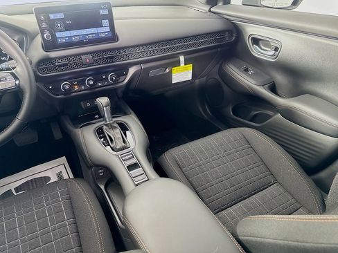 New 2026 Honda HR-V Sport image 32