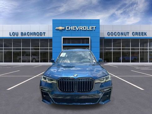 Used 2021 BMW X7 xDrive40i w/ M Sport Package AWD/4WD image 3