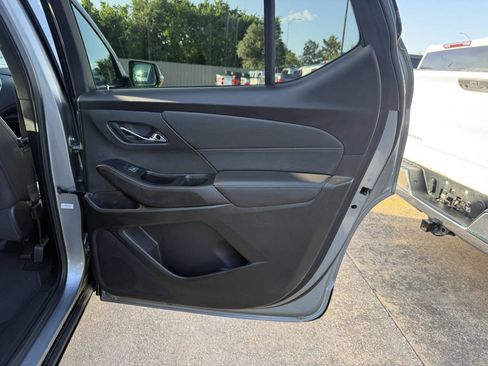 Used 2023 Chevrolet Traverse Premier w/ Redline Edition FWD image 16