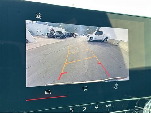 Certified 2024 GMC Canyon Elevation w/ Convenience Package image 20