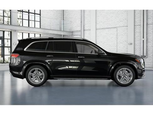 New 2025 Mercedes-Benz GLS 450 4MATIC image 2