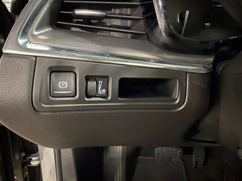 Used 2019 Cadillac XT5 Premium Luxury w/ Driver Assist Package image 16