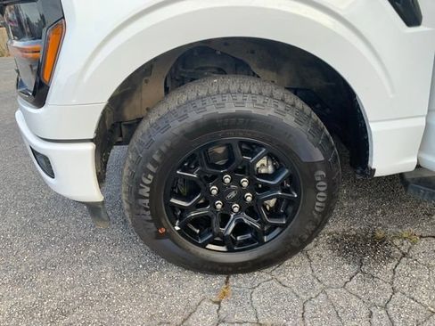 Certified 2025 Ford F150 XLT w/ Equipment Group 301A Standard AWD/4WD image 38