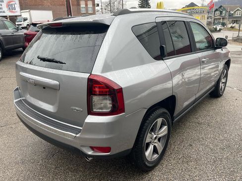 Used 2016 Jeep Compass High Altitude image 8