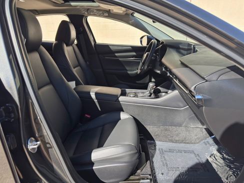 Used 2024 MAZDA MAZDA3 s FWD image 15