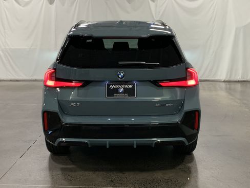 Used 2026 BMW X1 xDrive28i w/ Technology Package image 7