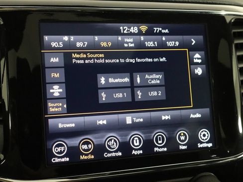 Used 2022 Jeep Grand Cherokee Limited AWD/4WD image 33