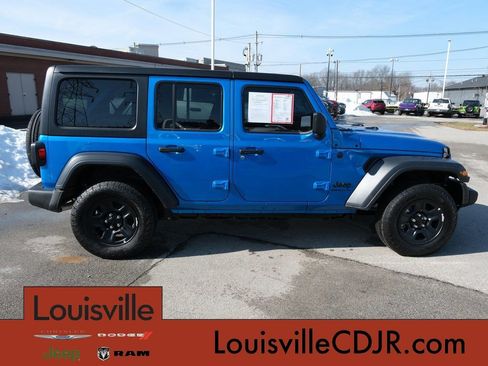Used 2026 Jeep Wrangler Unlimited Sport AWD/4WD image 2
