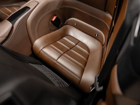 Used 2015 Ferrari California T image 40