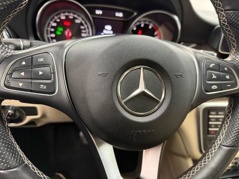 Used 2019 Mercedes-Benz CLA 250 image 18