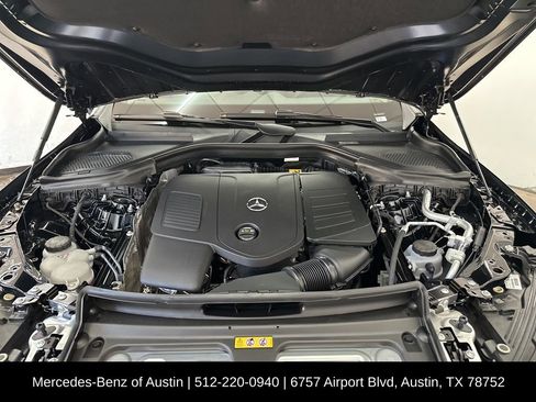 Used 2026 Mercedes-Benz GLC 300 4MATIC image 31