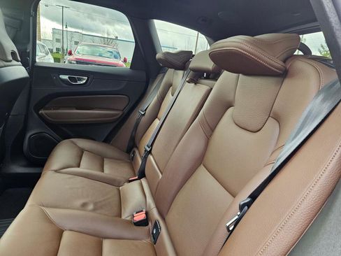 Used 2023 Volvo XC60 B5 Plus w/ Climate Package image 21