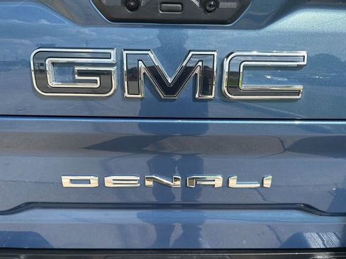 Used 2024 GMC Sierra 2500 Denali Ultimate image 32