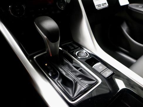 New 2026 Mitsubishi Eclipse Cross SEL image 26