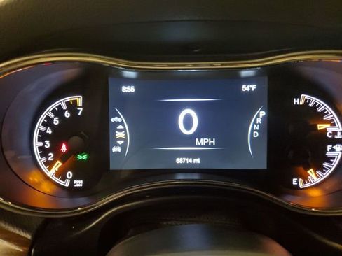 Used 2018 Jeep Grand Cherokee Limited w/ Trailer Tow Group IV image 16