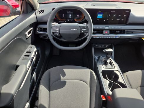 New 2026 Kia K4 FWD image 7