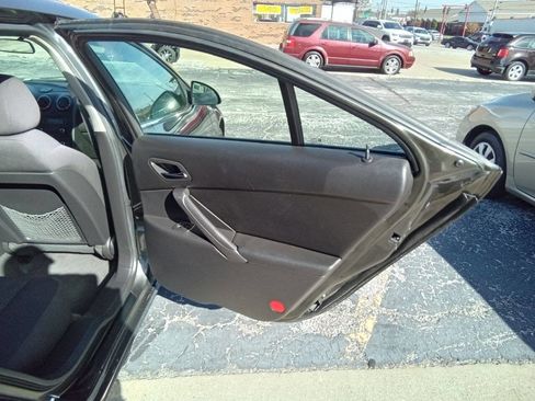 Used 2006 Pontiac G6 Sedan w/ Drivers Package image 6