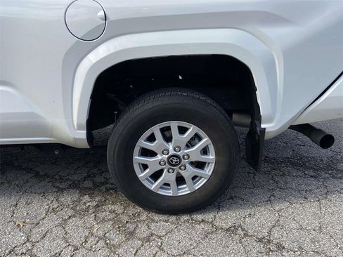 Used 2024 Toyota Tacoma SR5 image 8