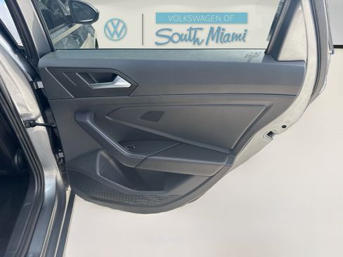 Used 2023 Volkswagen Jetta SE w/ Panoramic Sunroof Package FWD image 29