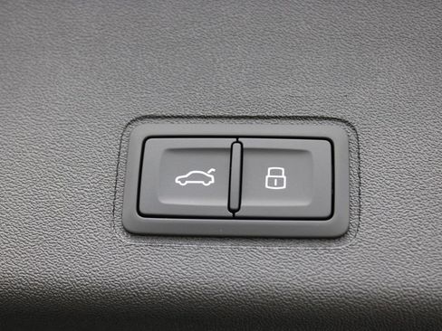 New 2026 Audi Q3 quattro 2.0T AWD/4WD image 32
