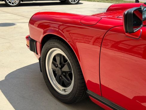 Used 1989 Porsche 911 Carrera RWD image 8