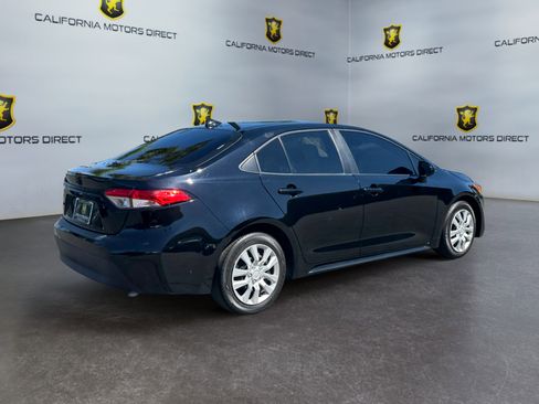 Used 2024 Toyota Corolla LE FWD image 5