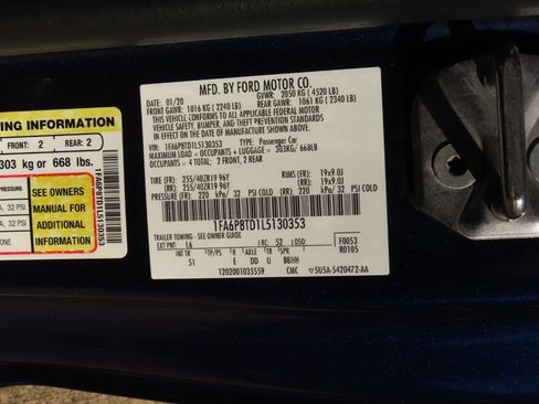 Certified 2020 Ford Mustang Premium w/ 2.3L High Performance Package image 23