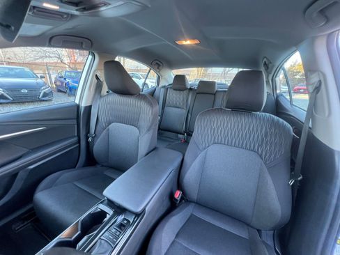 Used 2025 Toyota Camry LE image 35