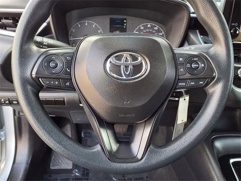 Used 2024 Toyota Corolla LE image 15