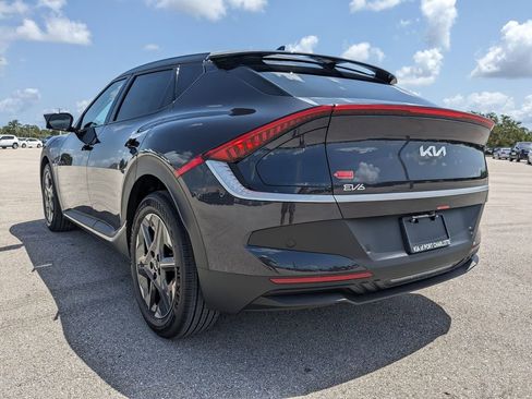 New 2025 Kia EV6 Light RWD image 6