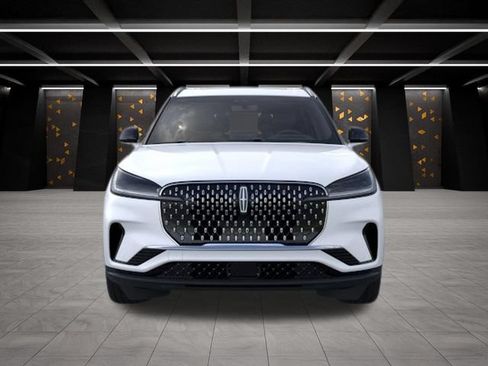 New 2026 Lincoln Aviator Reserve w/ Luxury Package RWD image 6