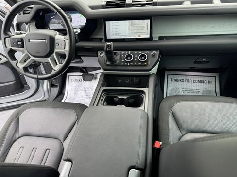 Used 2020 Land Rover Defender 110 First Edition AWD/4WD image 29
