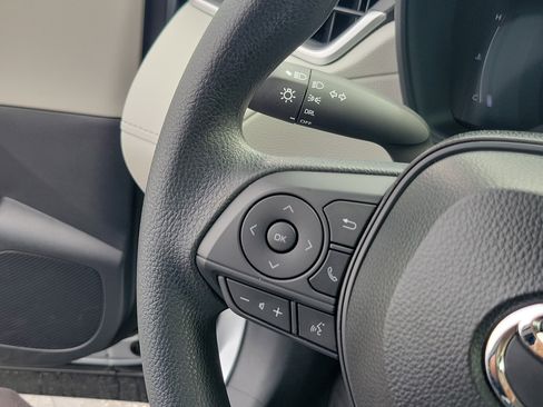 New 2026 Toyota Corolla Cross L image 24