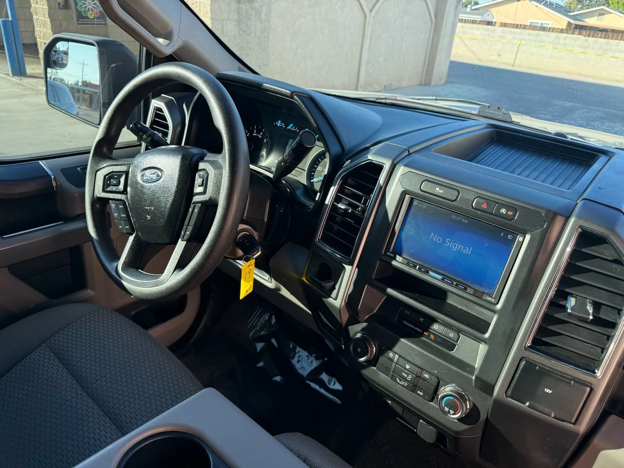 Used 2018 Ford F150 XLT RWD image 16