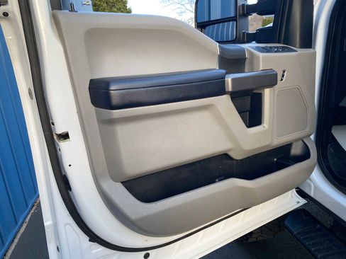 Used 2019 Ford F250 XLT image 33