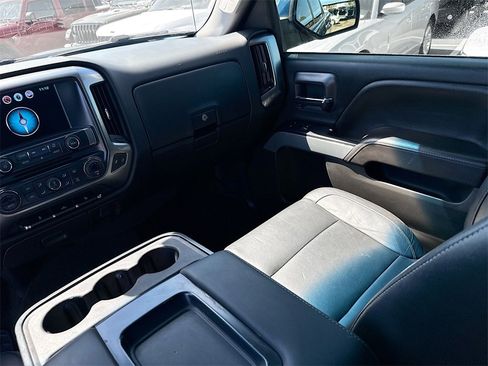 Used 2018 Chevrolet Silverado 1500 LT w/ All Star Edition image 26