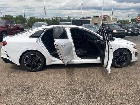 Used 2022 Kia K5 GT-Line AWD/4WD image 8