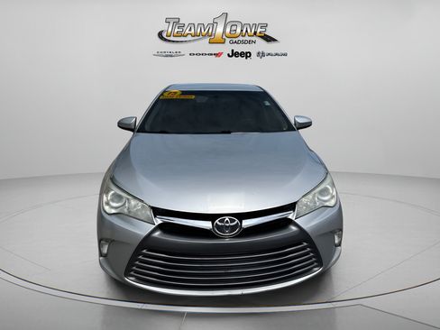 Used 2015 Toyota Camry LE FWD image 2