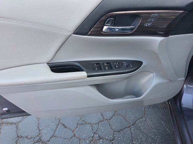 Used 2016 Honda Accord EX-L image 10