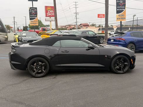 Used 2019 Chevrolet Camaro SS RWD image 8