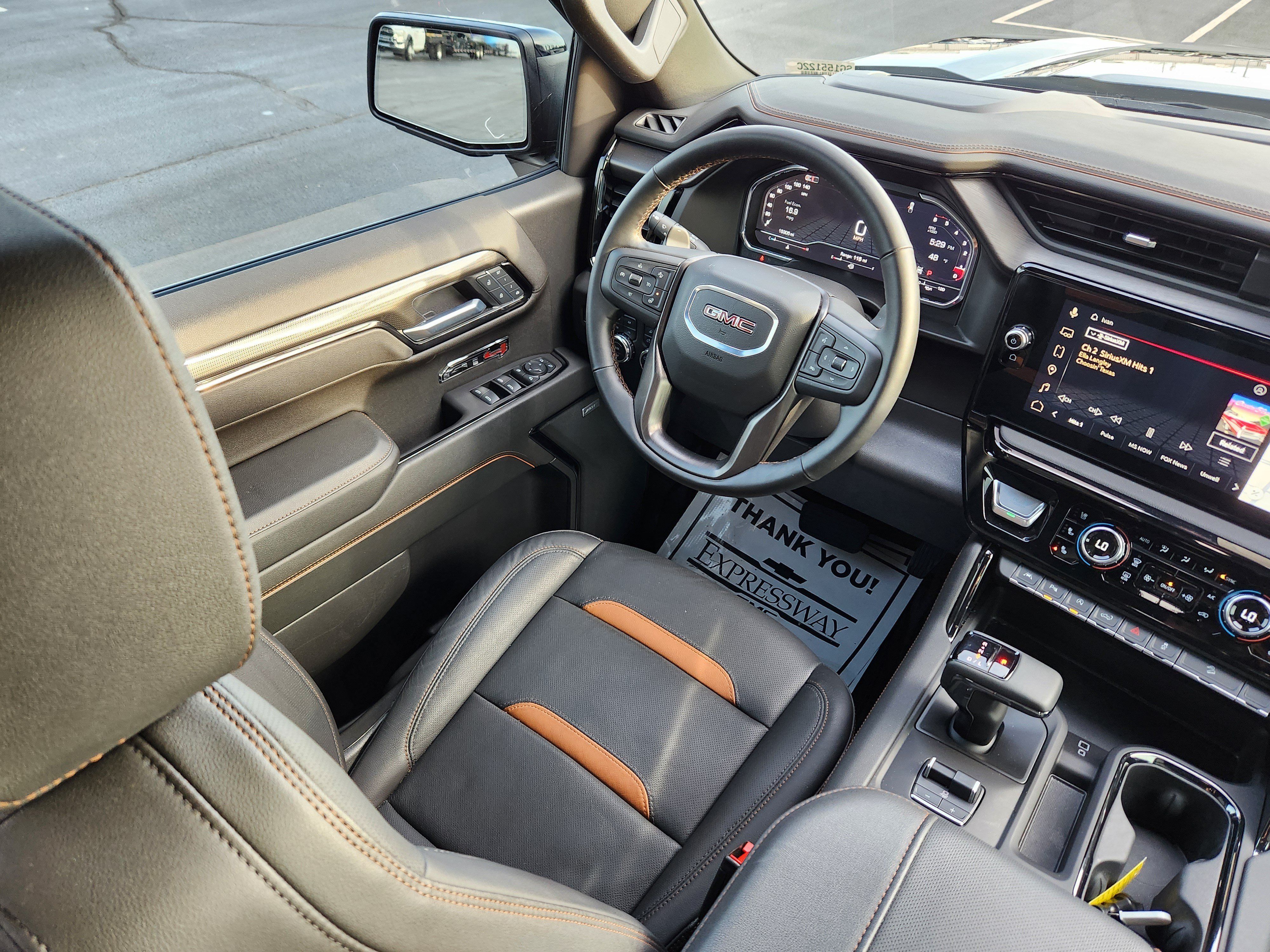 Used 2025 GMC Sierra 1500 AT4 w/ AT4 Premium Package AWD/4WD image 14