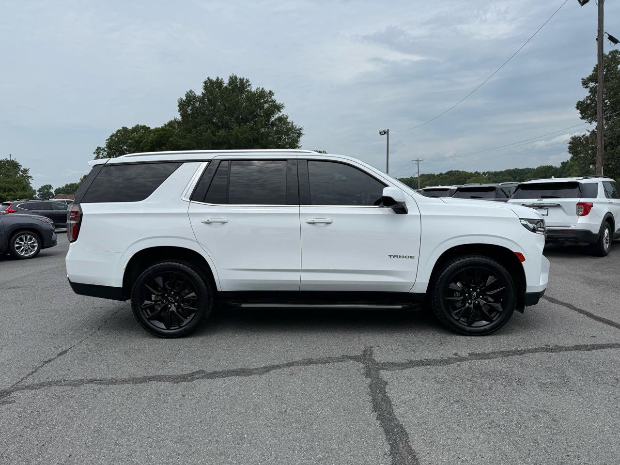 Used 2023 Chevrolet Tahoe LT RWD image 7